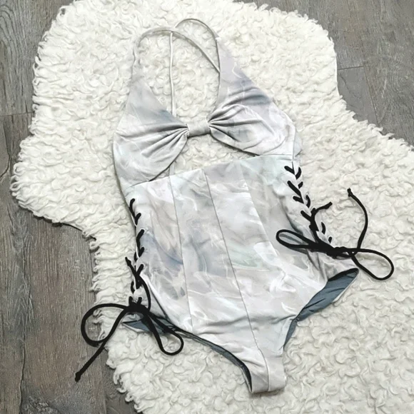 MARYSIA Cut-out Front One Piece ~ NWT - Picture 4 of 16